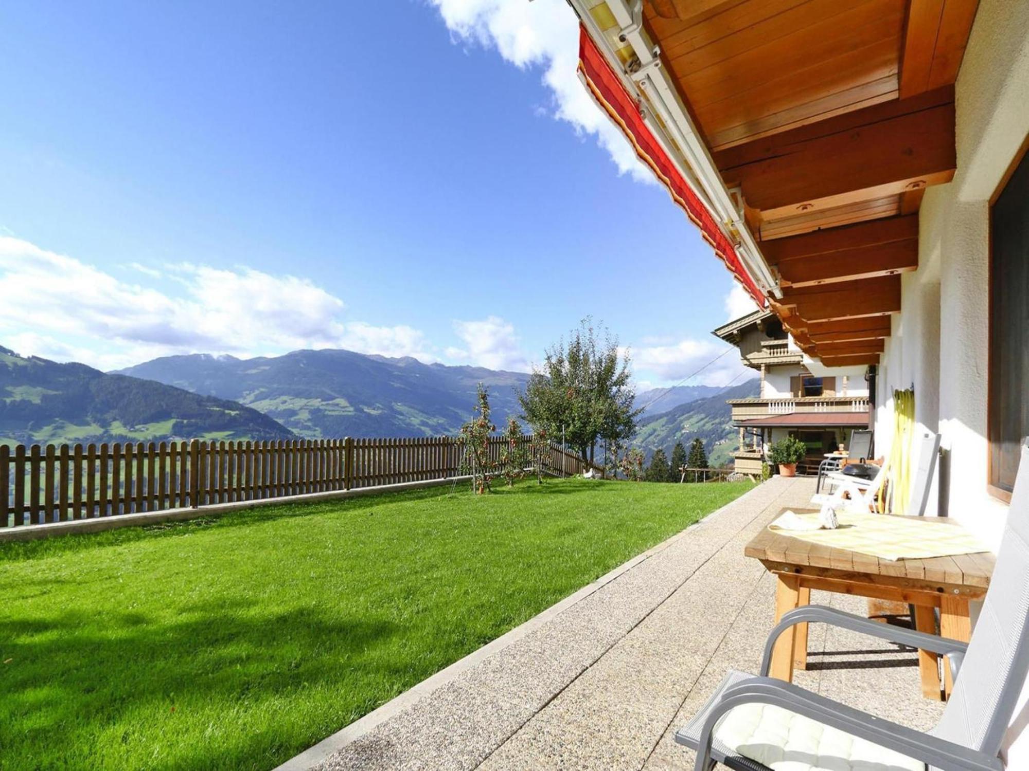 Apartment In Hippach Im Zillertal In The Mountains Muhlen  Exterior foto
